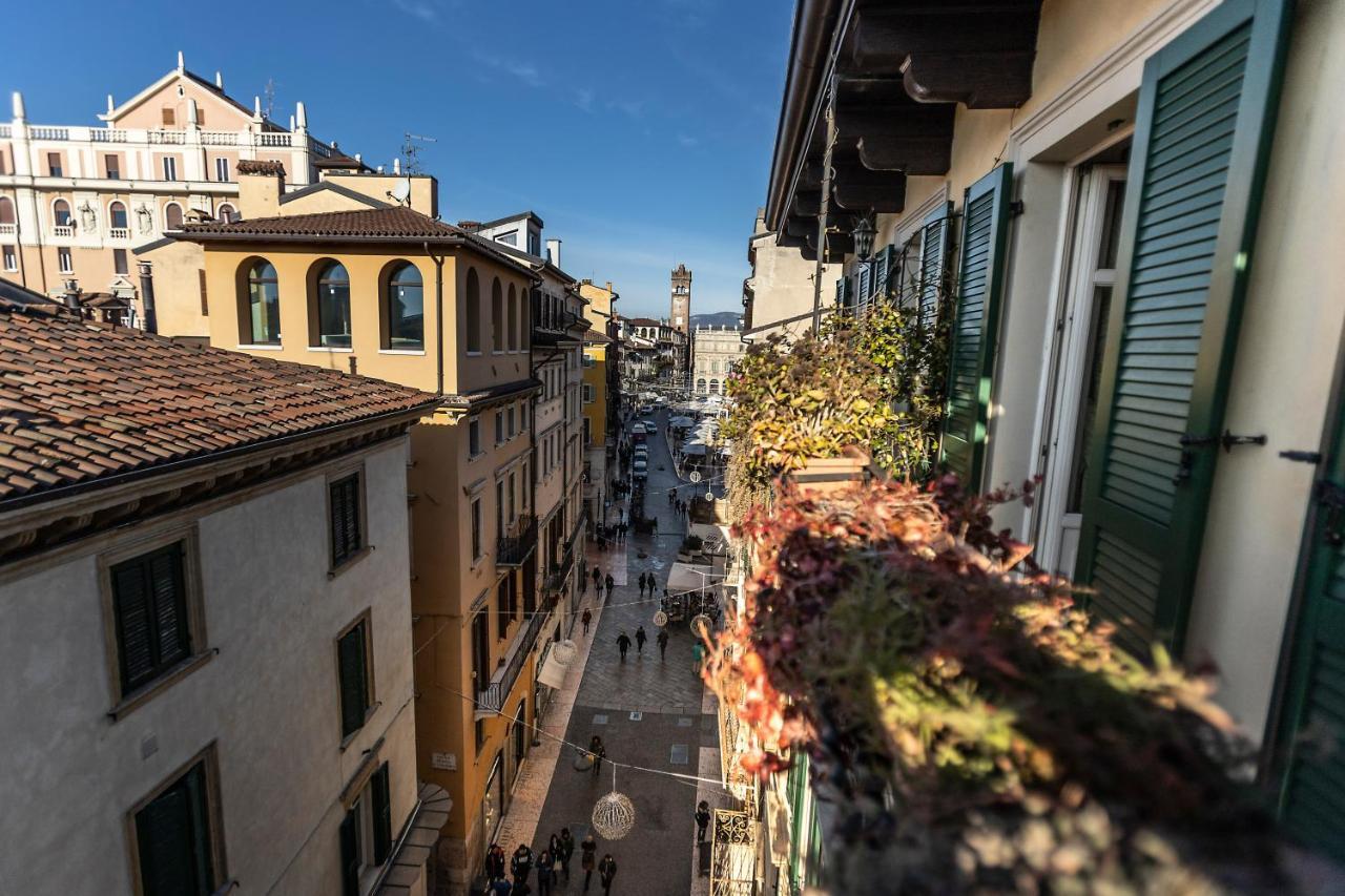 维罗纳 Relais Balcone Di Giulietta酒店 外观 照片 View of the city centre